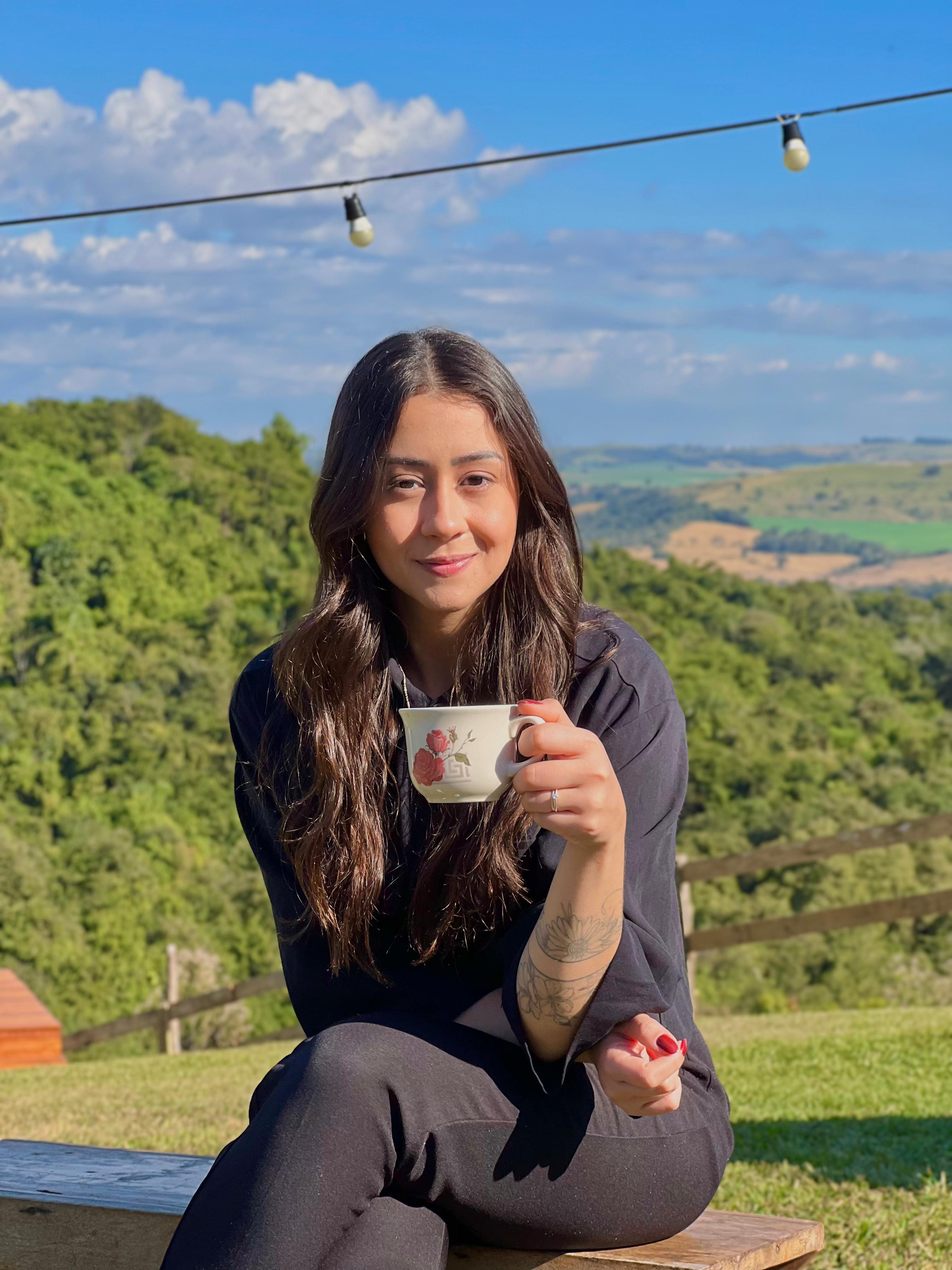 Letícia Silvestre - Nutricionista Comportamental